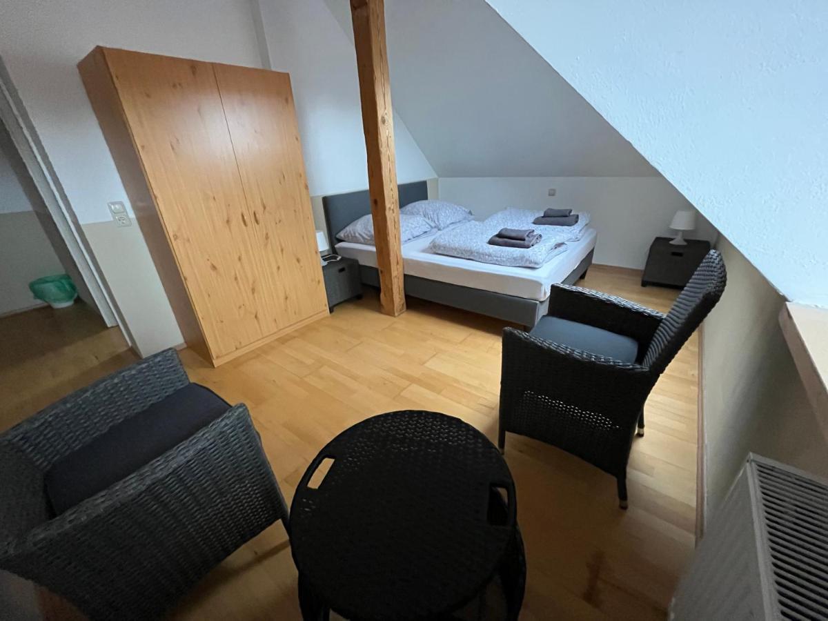 Doppelzimmer, Tv- Bad, Kuehlschrank- Parkplatz-17 Meine Εξωτερικό φωτογραφία