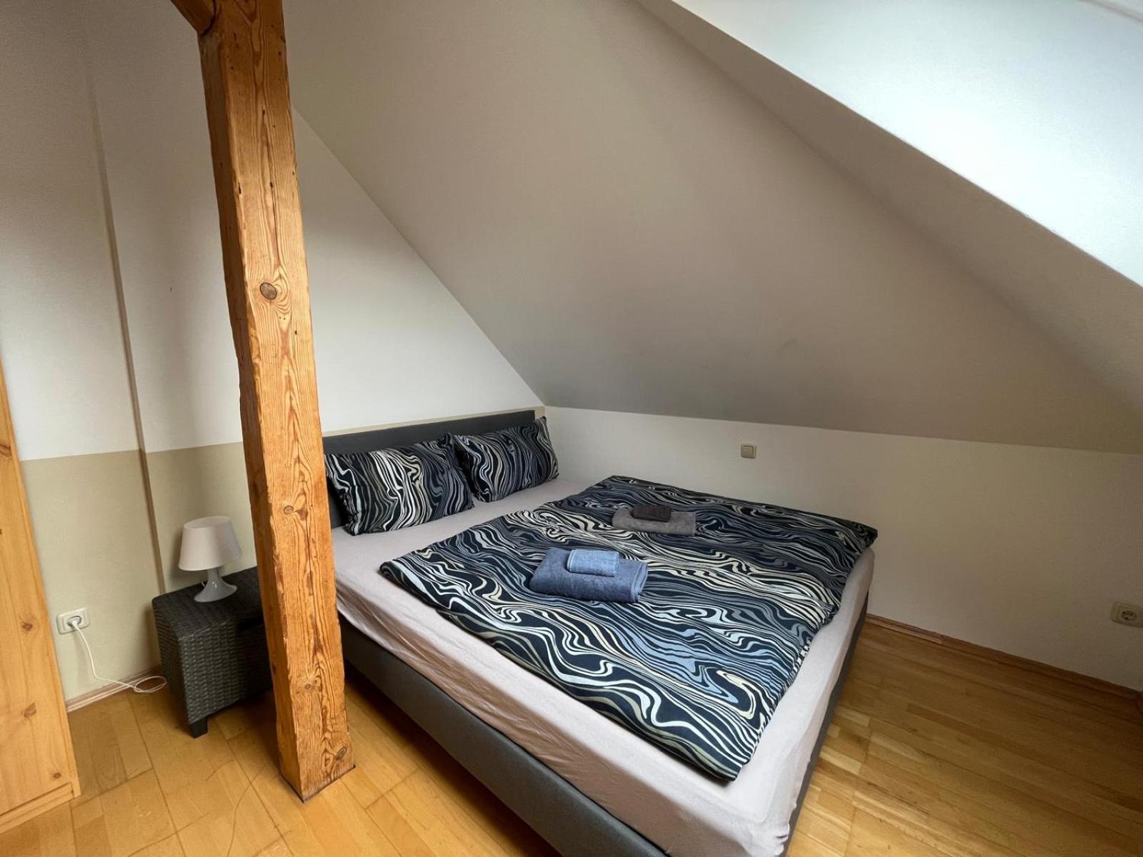 Doppelzimmer, Tv- Bad, Kuehlschrank- Parkplatz-17 Meine Εξωτερικό φωτογραφία
