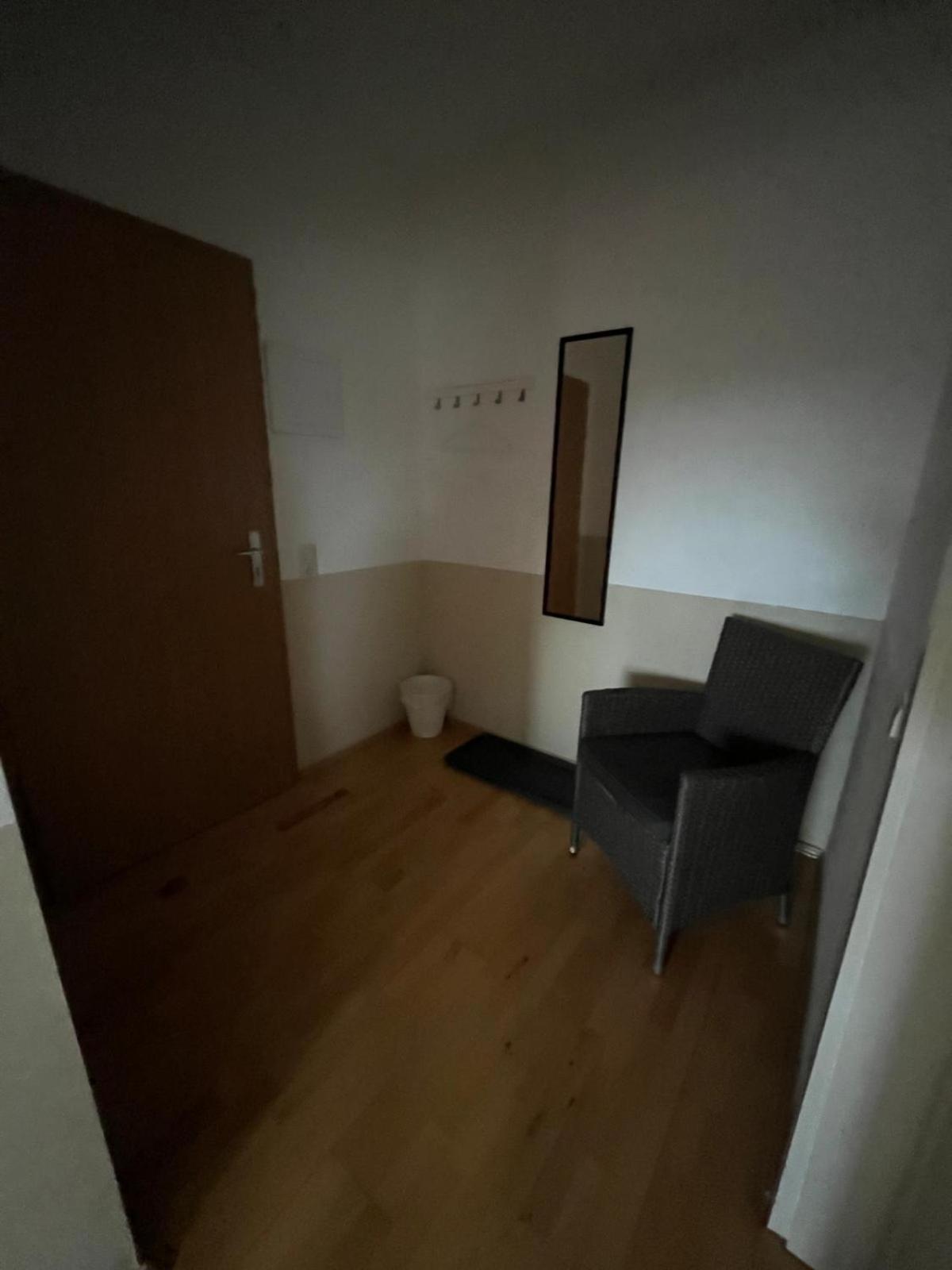 Doppelzimmer, Tv- Bad, Kuehlschrank- Parkplatz-17 Meine Εξωτερικό φωτογραφία