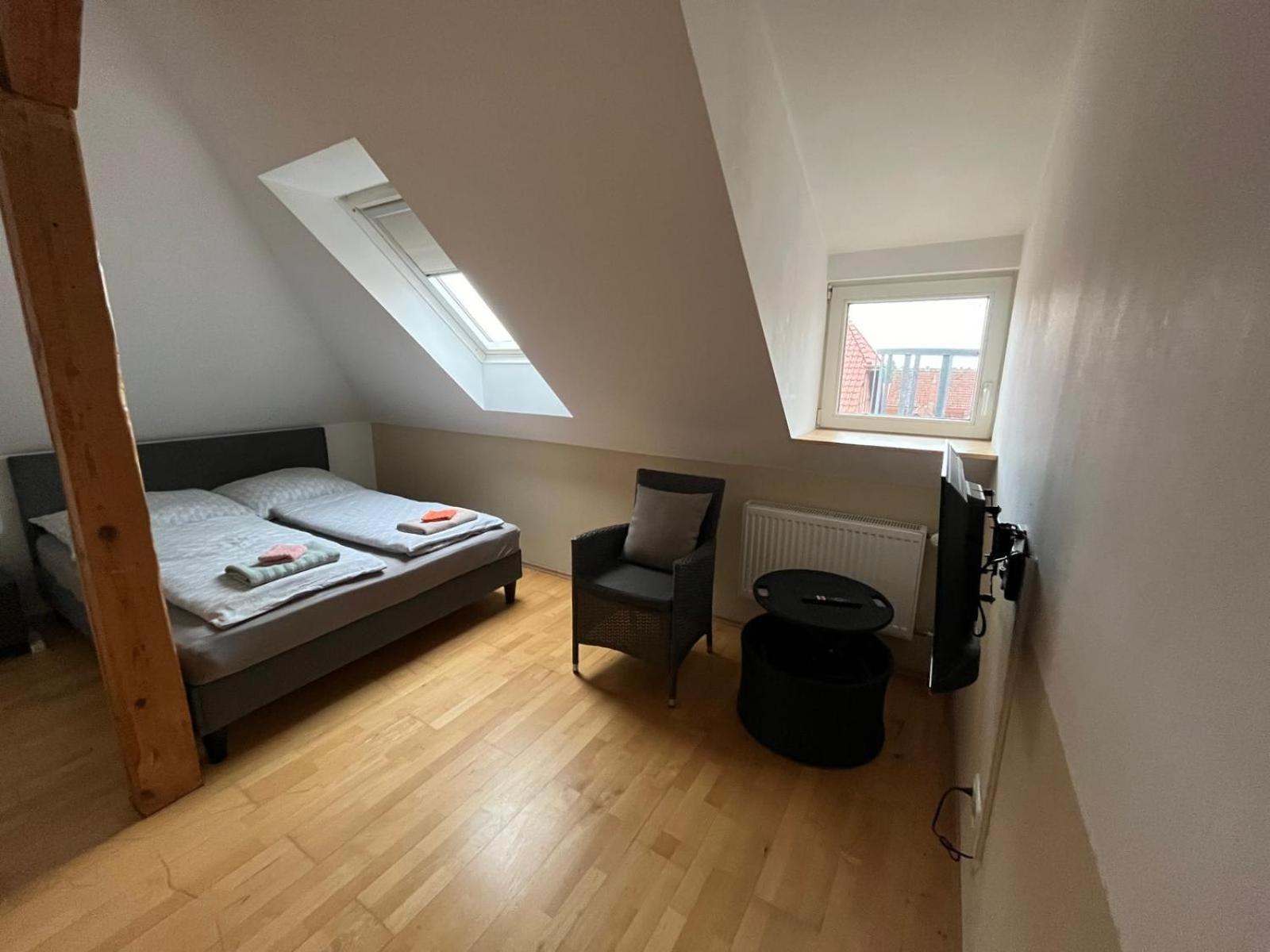 Doppelzimmer, Tv- Bad, Kuehlschrank- Parkplatz-17 Meine Εξωτερικό φωτογραφία