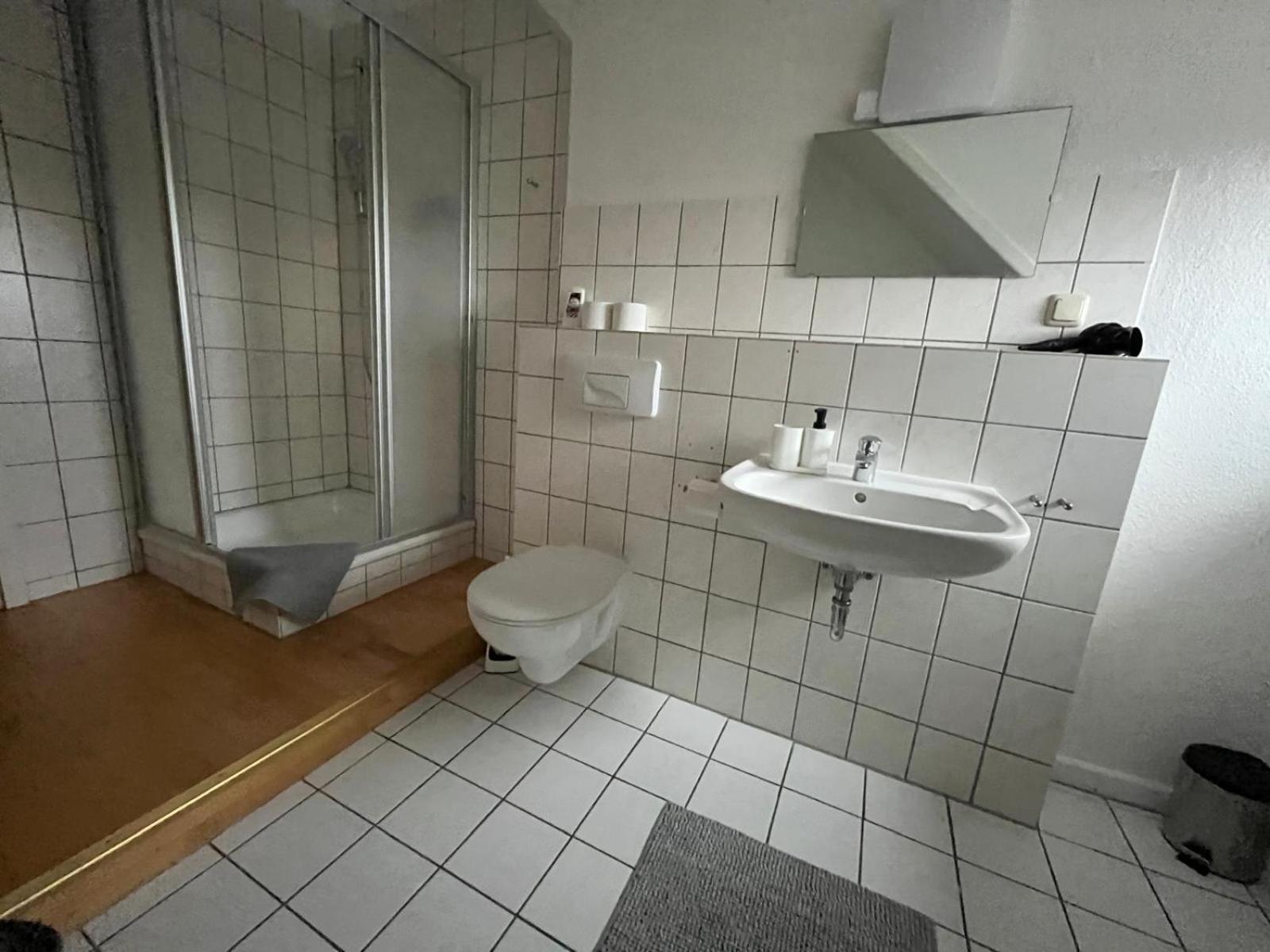 Doppelzimmer, Tv- Bad, Kuehlschrank- Parkplatz-17 Meine Εξωτερικό φωτογραφία